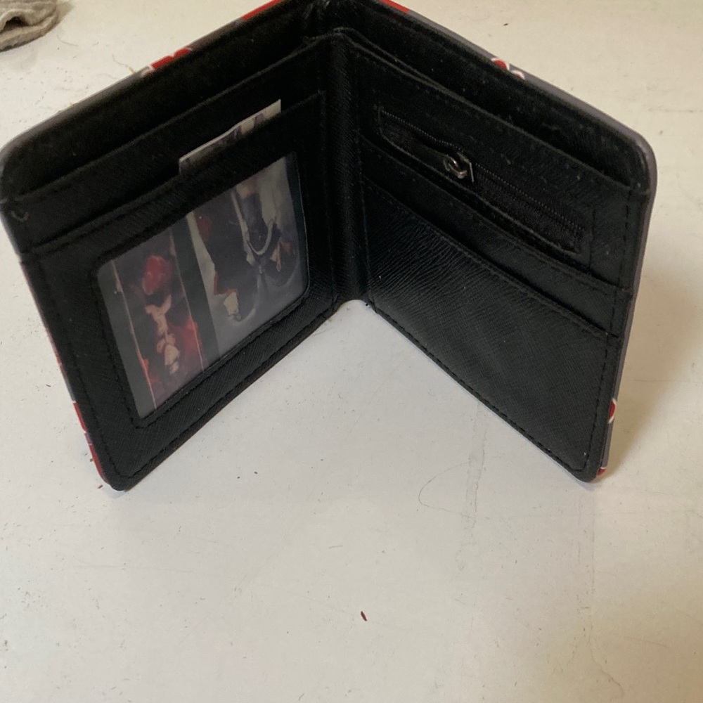 Naruto Itachi Uchiha wallet new never used - Picture 2 of 3